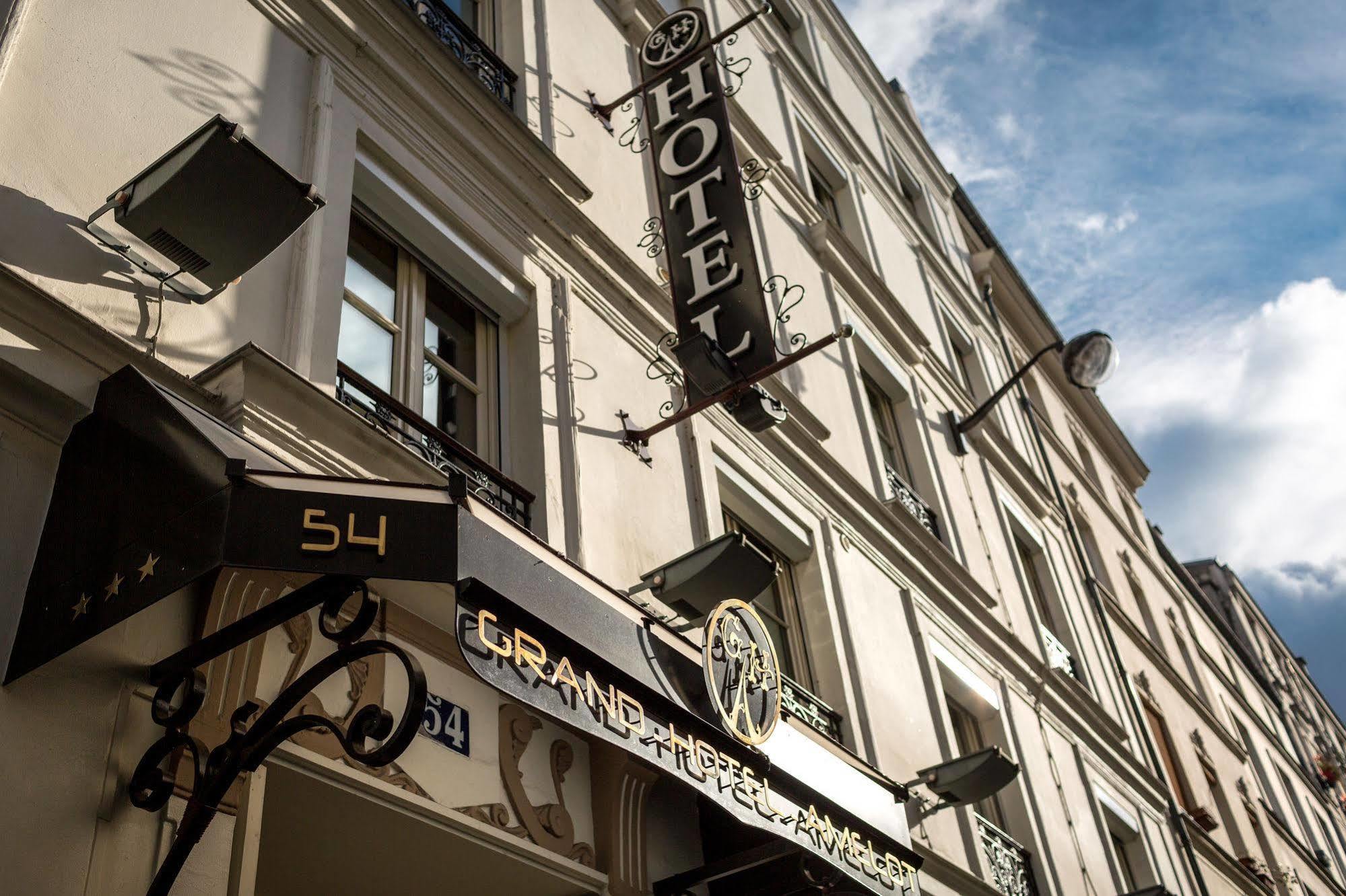 Grand Hôtel Amelot Parijs Buitenkant foto
