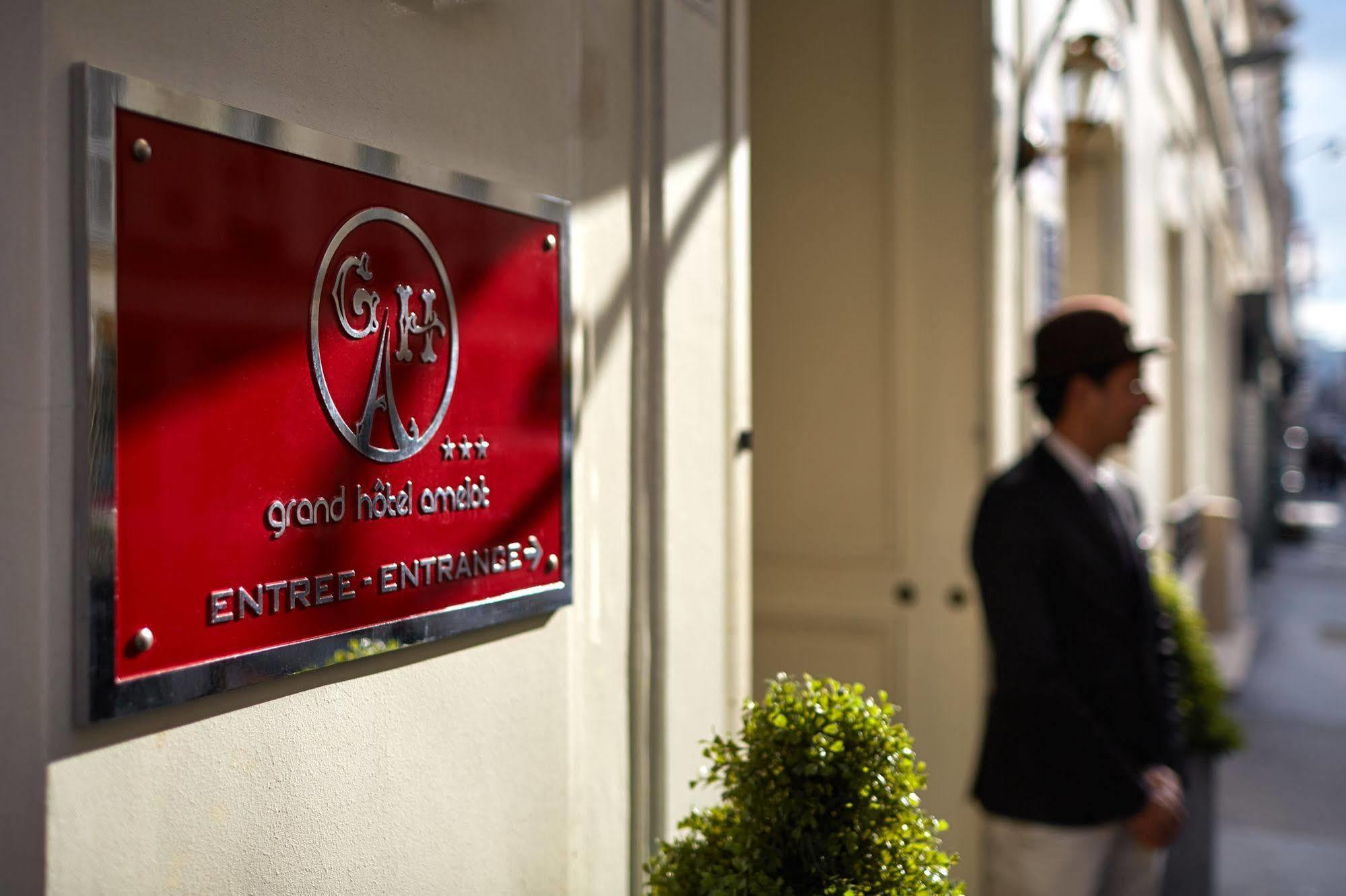 Grand Hôtel Amelot Parijs Buitenkant foto